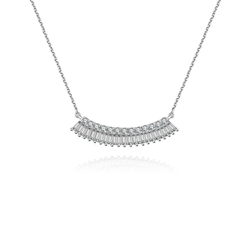 18k Gold Curve Shape with Rectangle Diamond Necklace