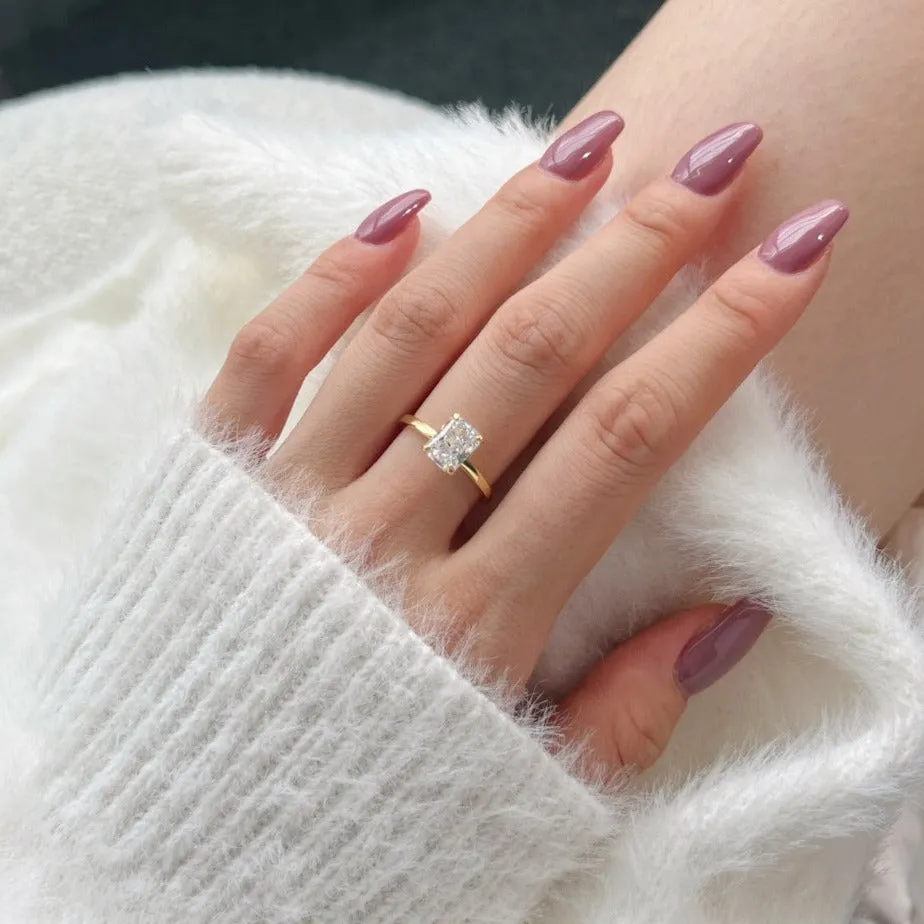 2 Carat Radiant Cut Solitaire Engagement Ring - Gold