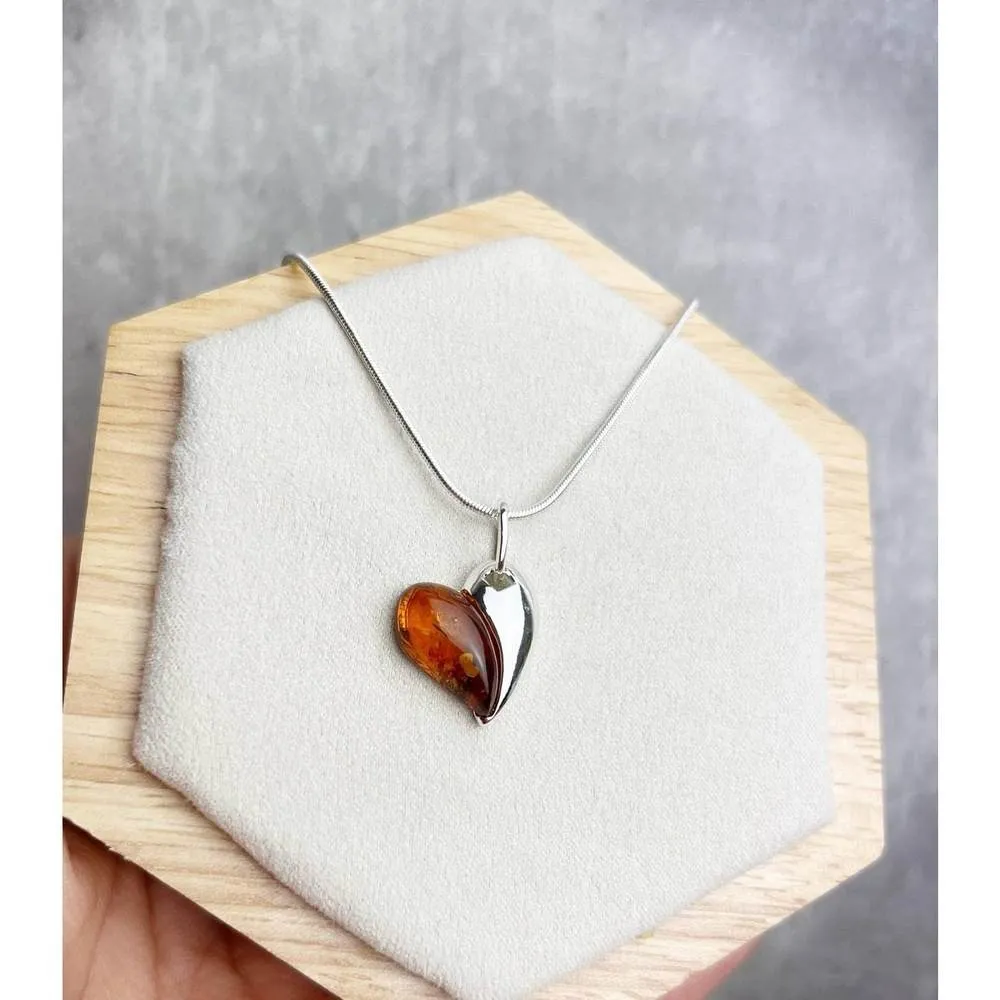 925 Sterling Silver & Baltic Amber Pendant in Heart Shape - GL239