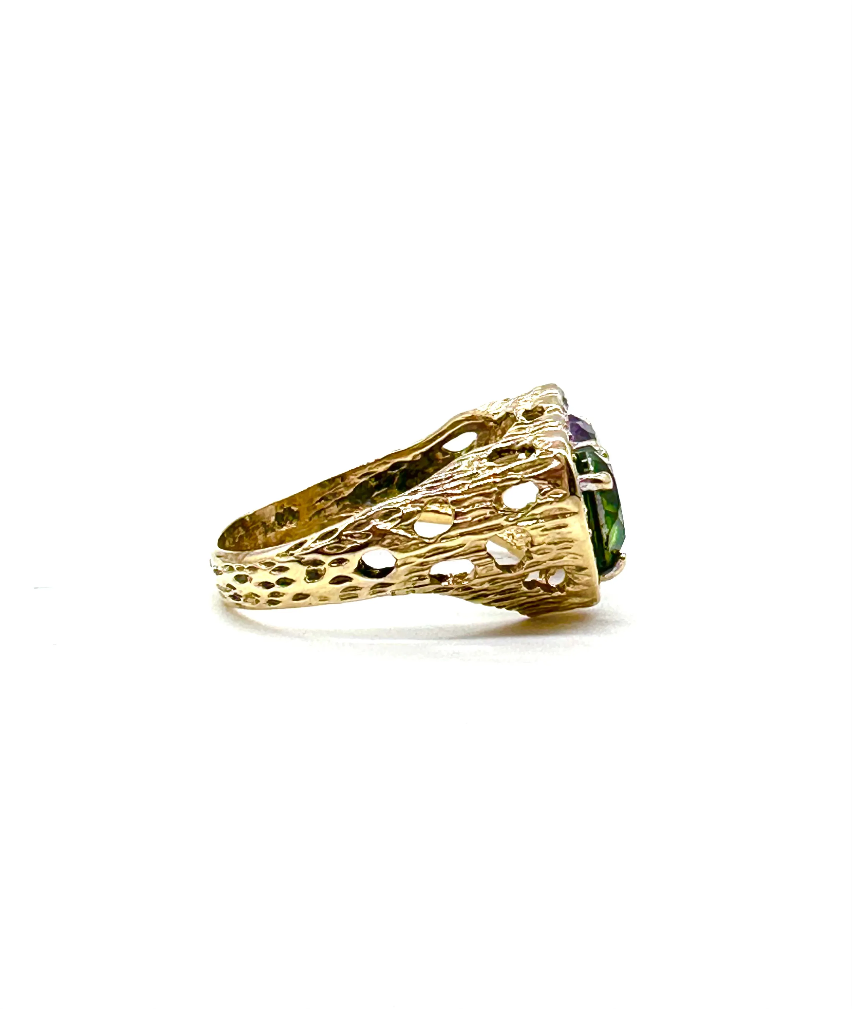 Amethyst and peridot heart ring
