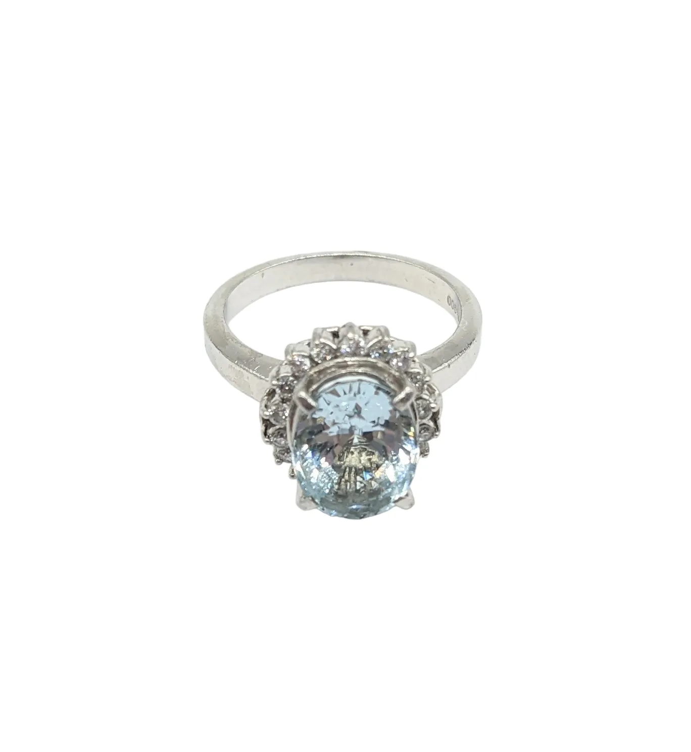 Aquamarine and diamond Ladies Ring