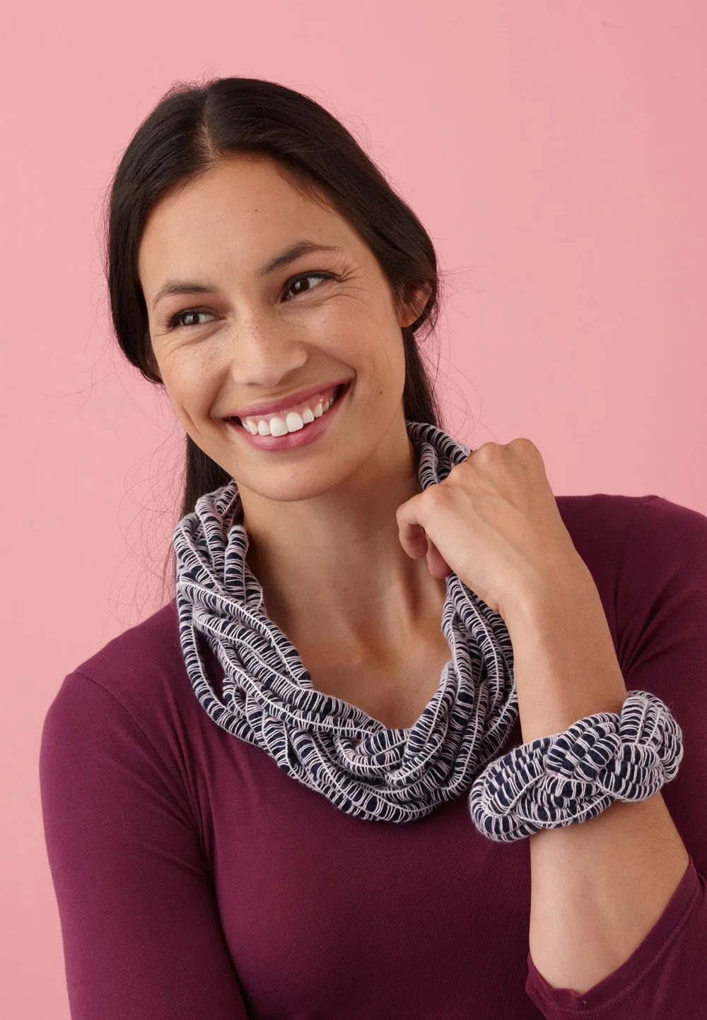 Bracelet and Necklace Pattern (Crafts)