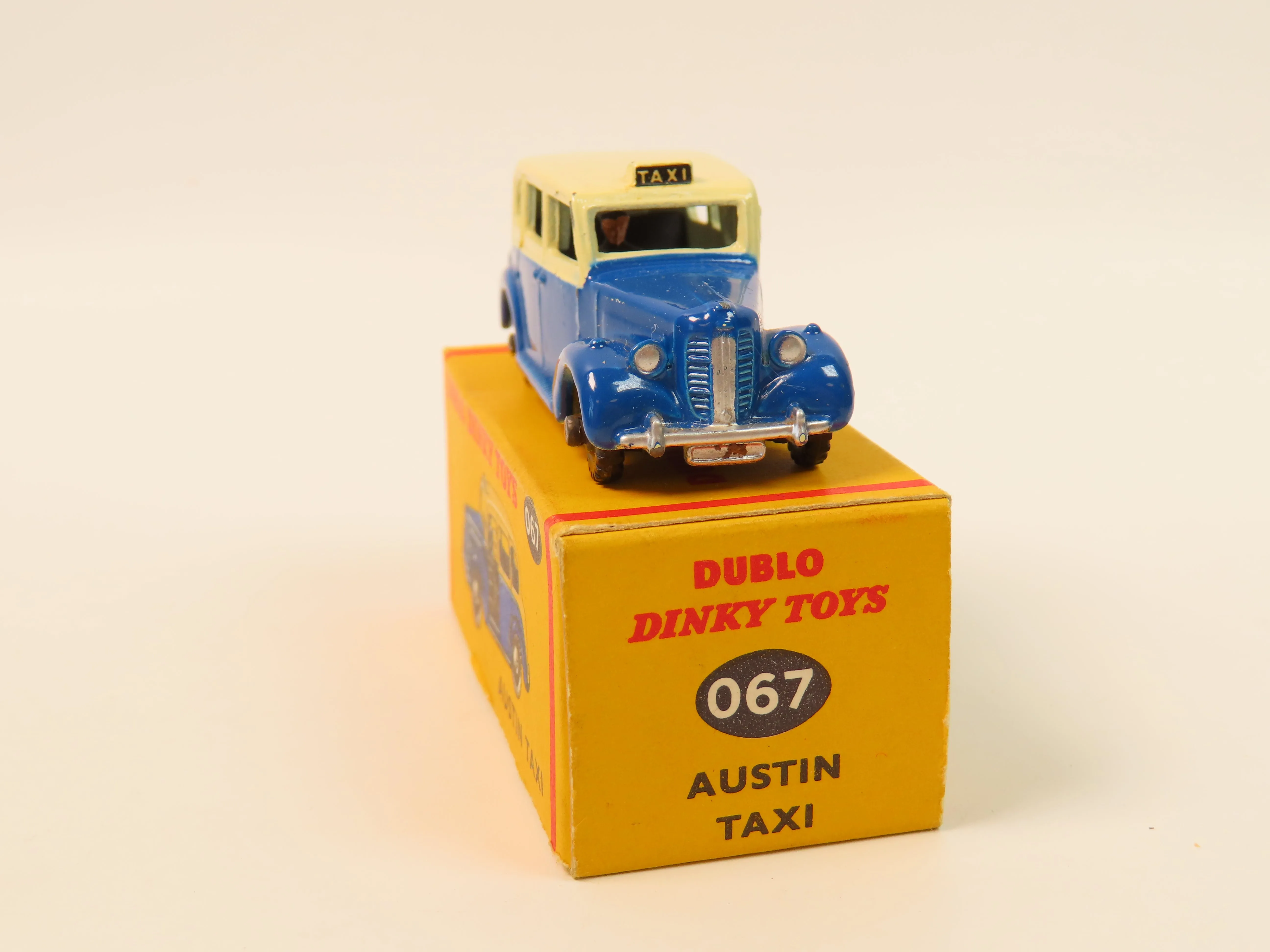 Dinky Dublo 067 Austin Taxi, Very Near Mint/Boxed!