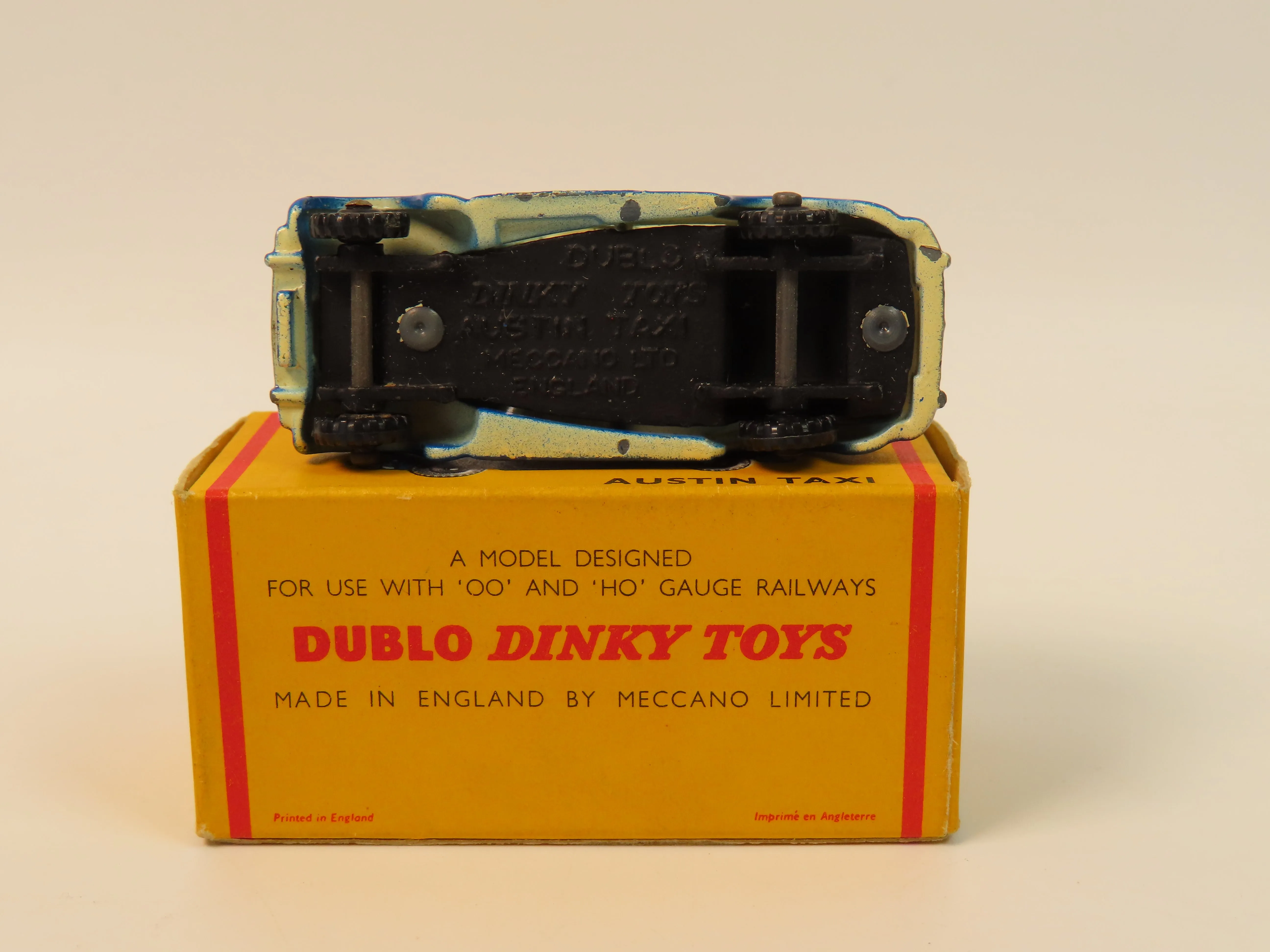 Dinky Dublo 067 Austin Taxi, Very Near Mint/Boxed!
