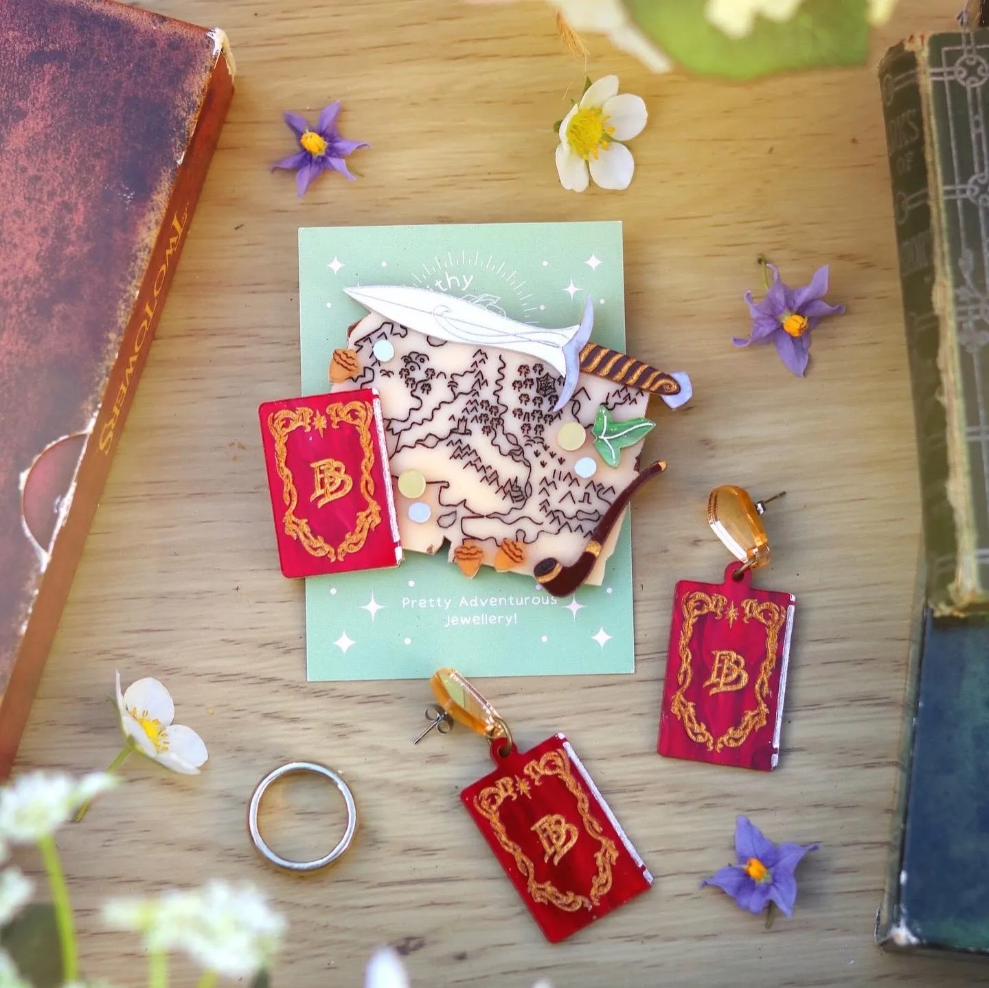 Halfling’s Map Brooch