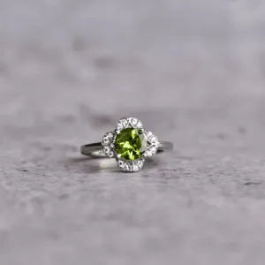 Pure Harmony - Peridot Ring
