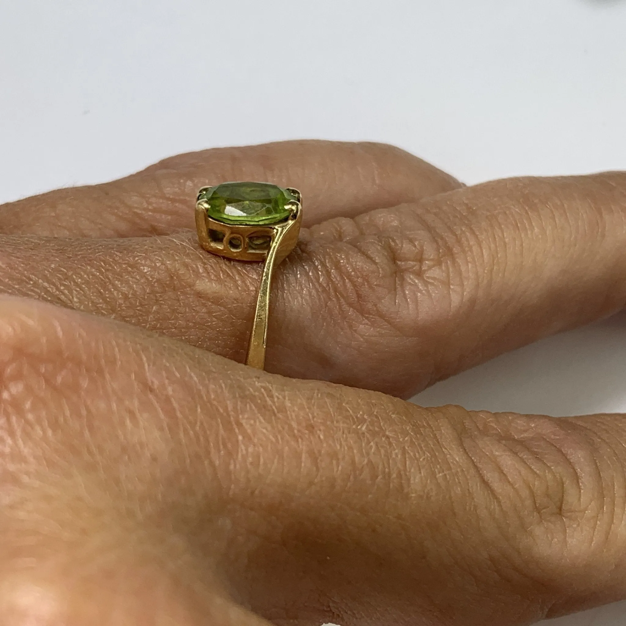 Vintage Peridot Engagement Ring in 10K Gold. August Birthstone. 16th Anniversary. Estate Jewelry.