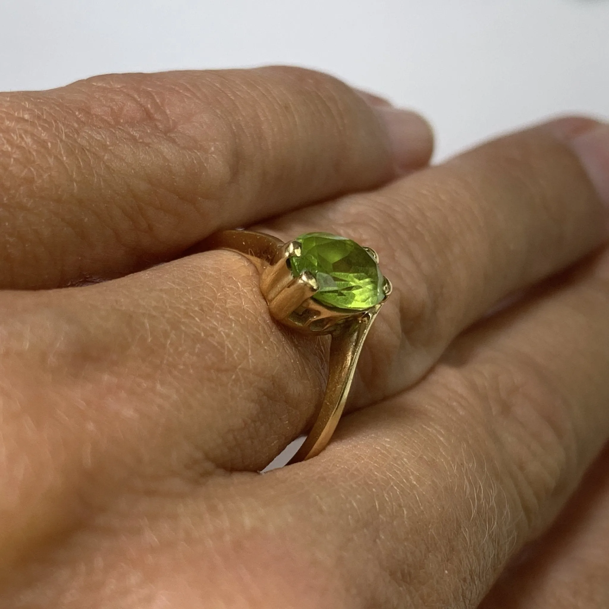 Vintage Peridot Engagement Ring in 10K Gold. August Birthstone. 16th Anniversary. Estate Jewelry.
