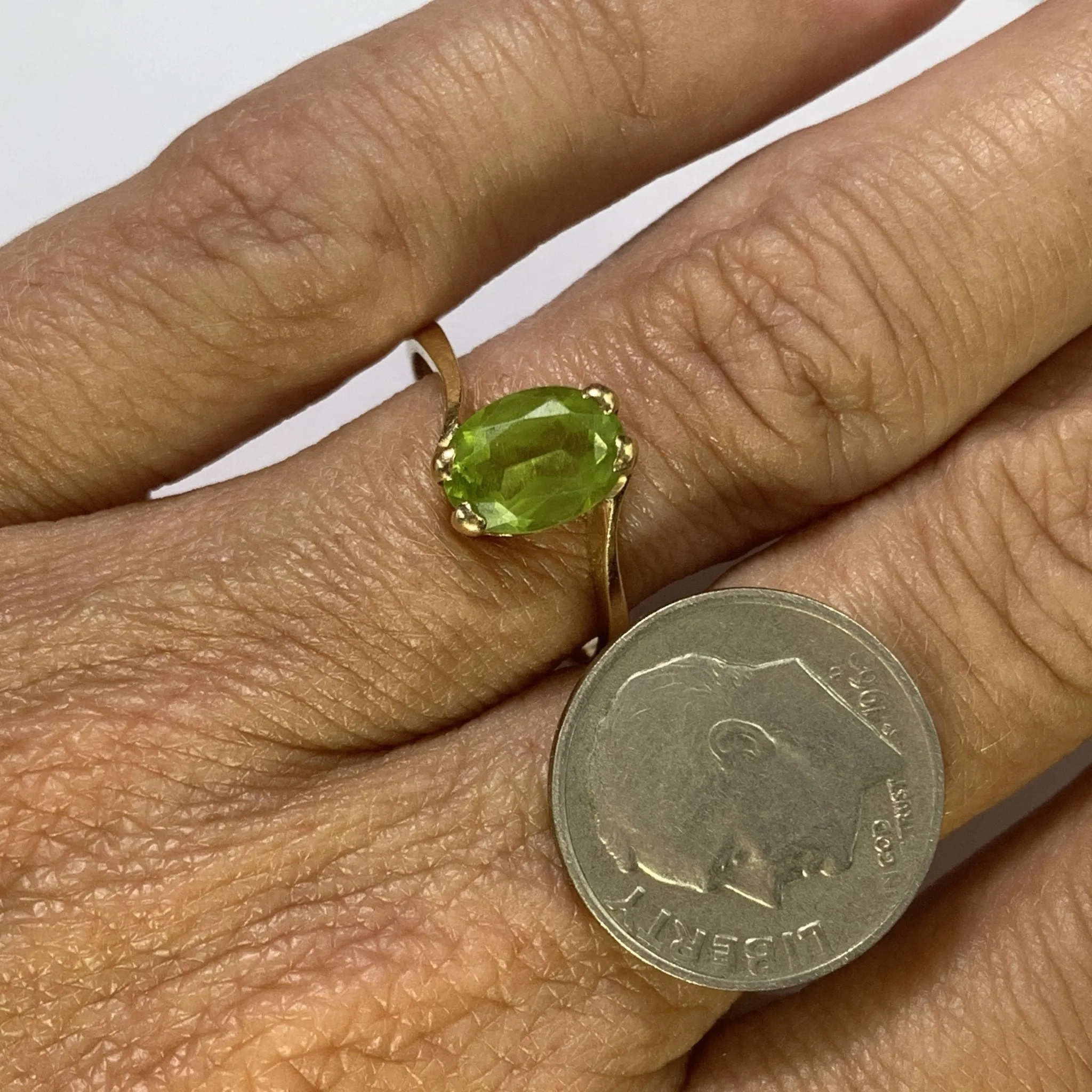 Vintage Peridot Engagement Ring in 10K Gold. August Birthstone. 16th Anniversary. Estate Jewelry.