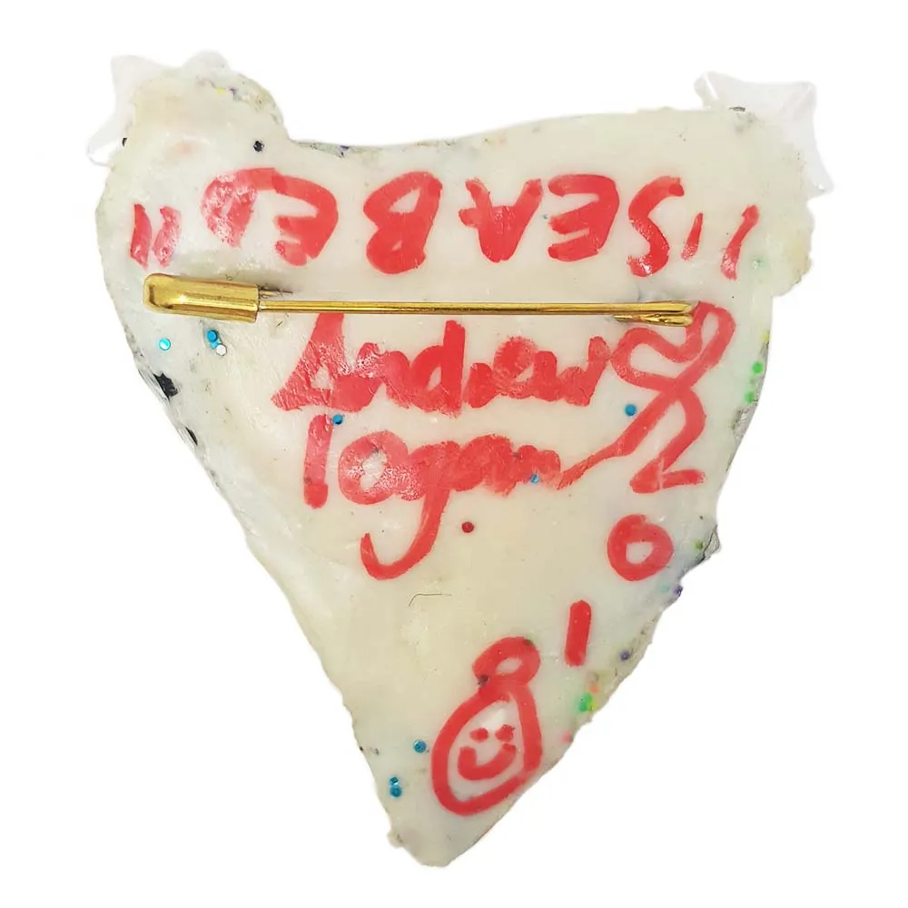 WHITE SHELL HEART BROOCH - SEABED
