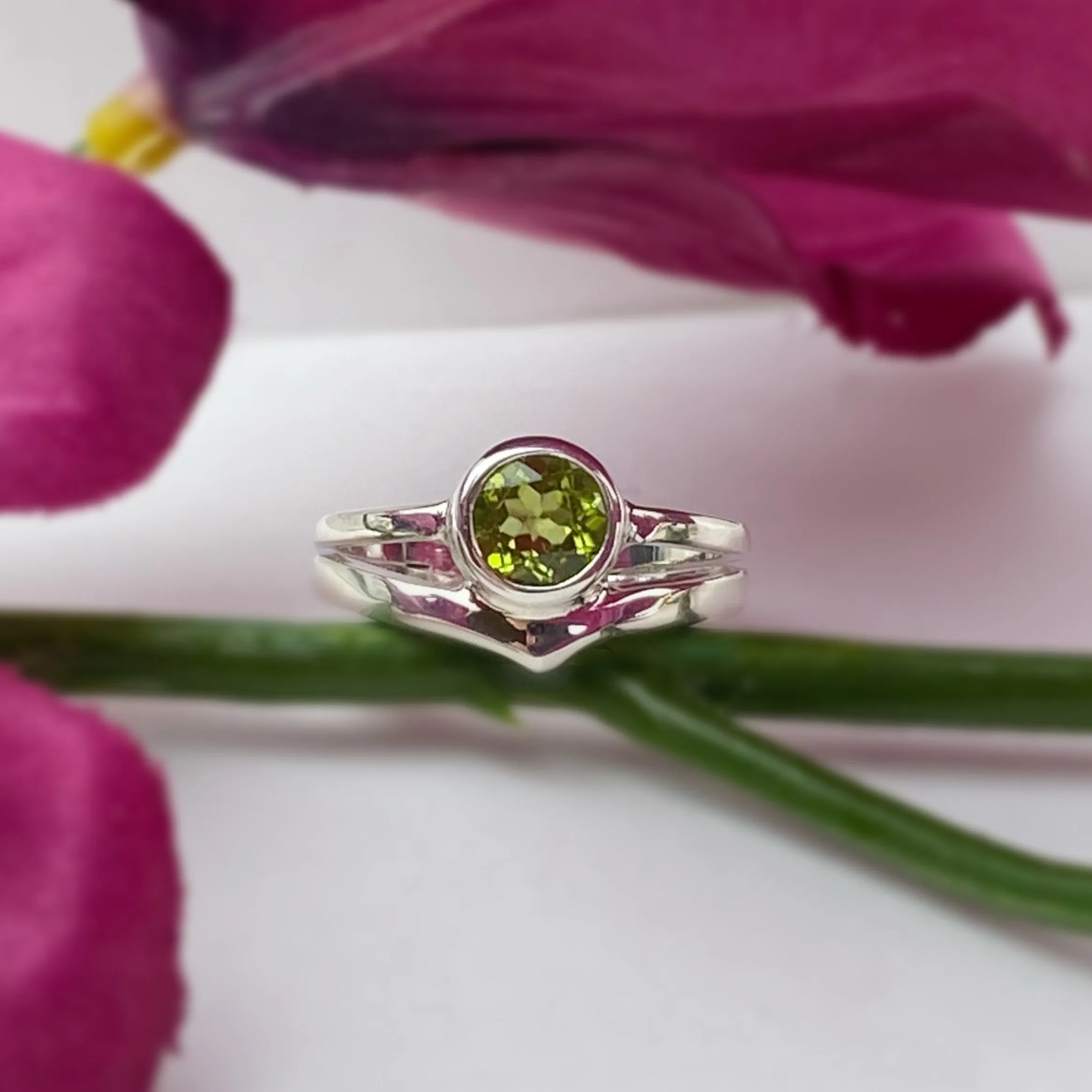 Winter Berry Ring - VR711